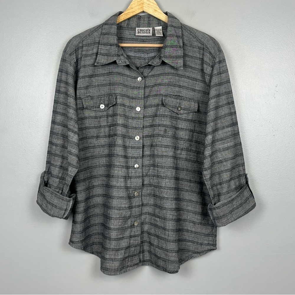 Vintage Chico’s gray & black rolltab sleeve button front shirt, size XL.